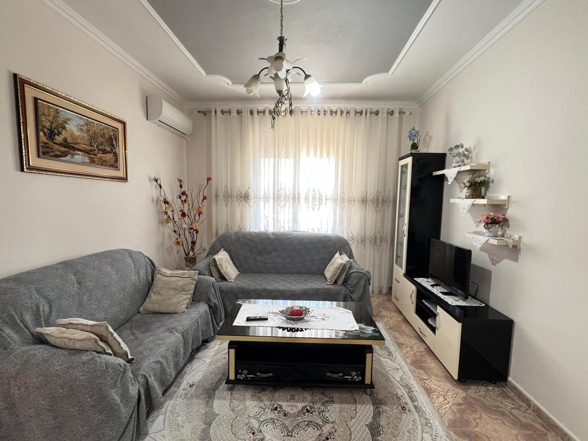 Guest House Sandri Sarandë Esterno foto