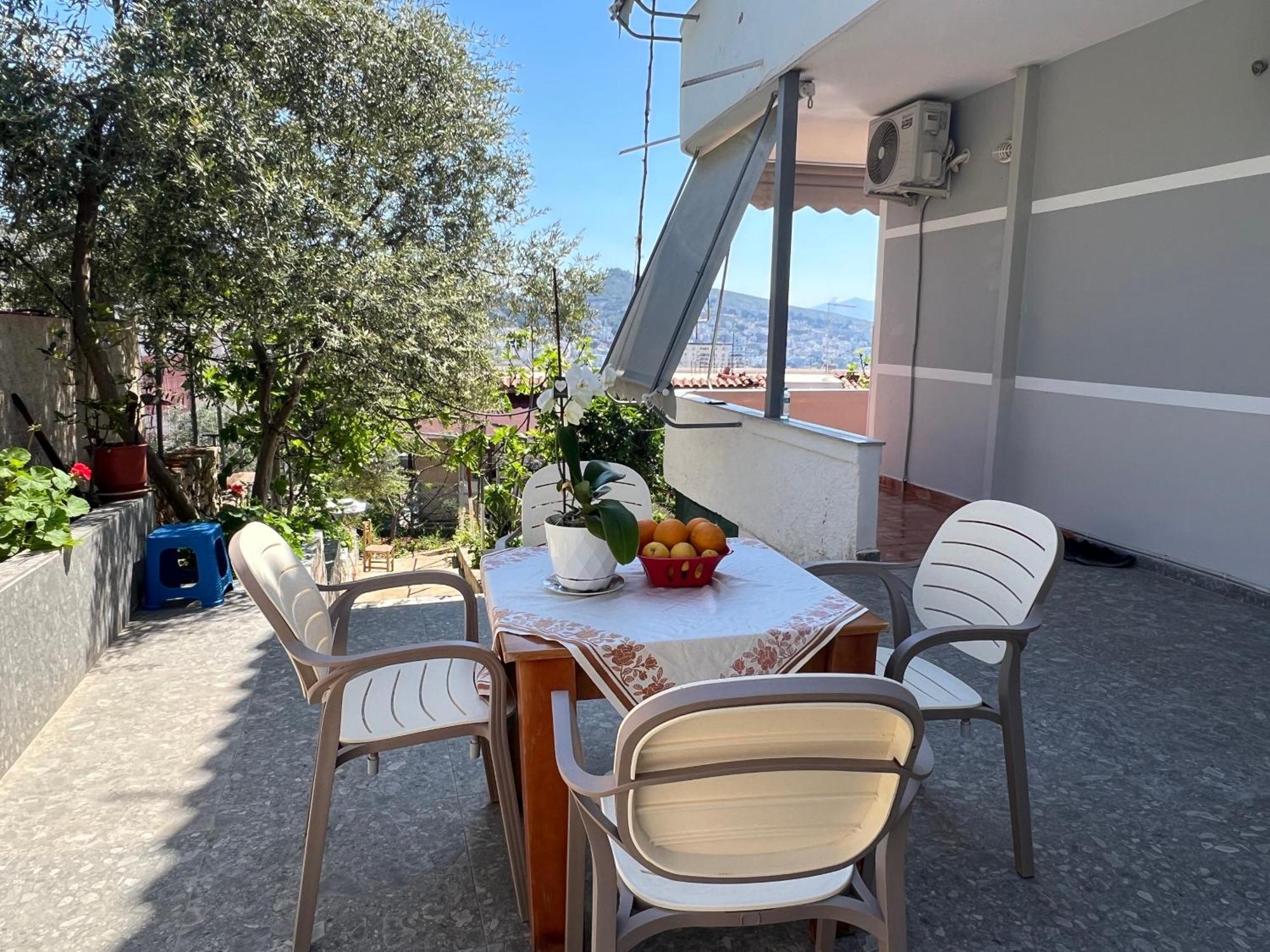 Guest House Sandri Sarandë Esterno foto